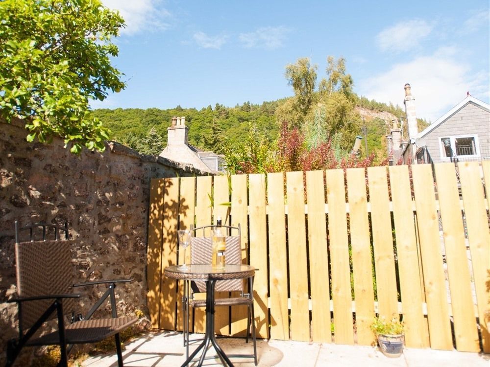 Glenernan Self Catering Cottages Ballater Exterior photo