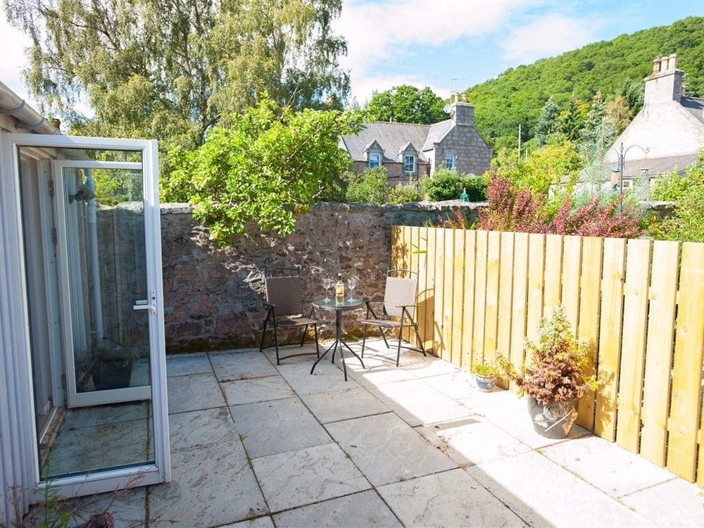 Glenernan Self Catering Cottages Ballater Exterior photo