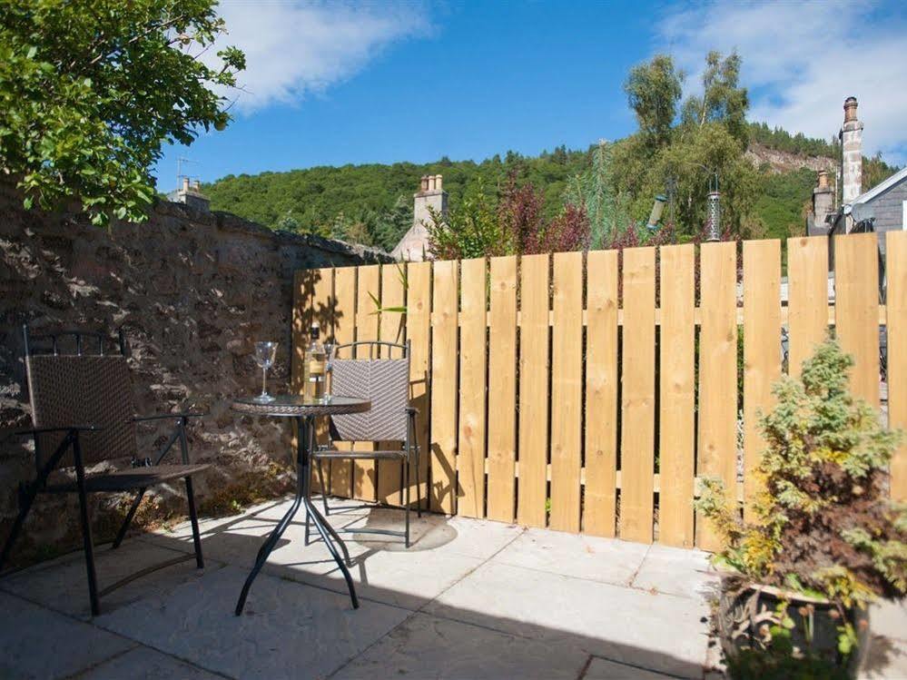 Glenernan Self Catering Cottages Ballater Exterior photo
